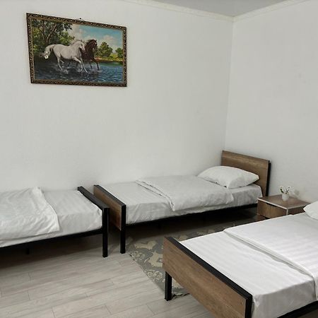 Hostel,Halal Хостел,Халал Tokmok Exterior photo
