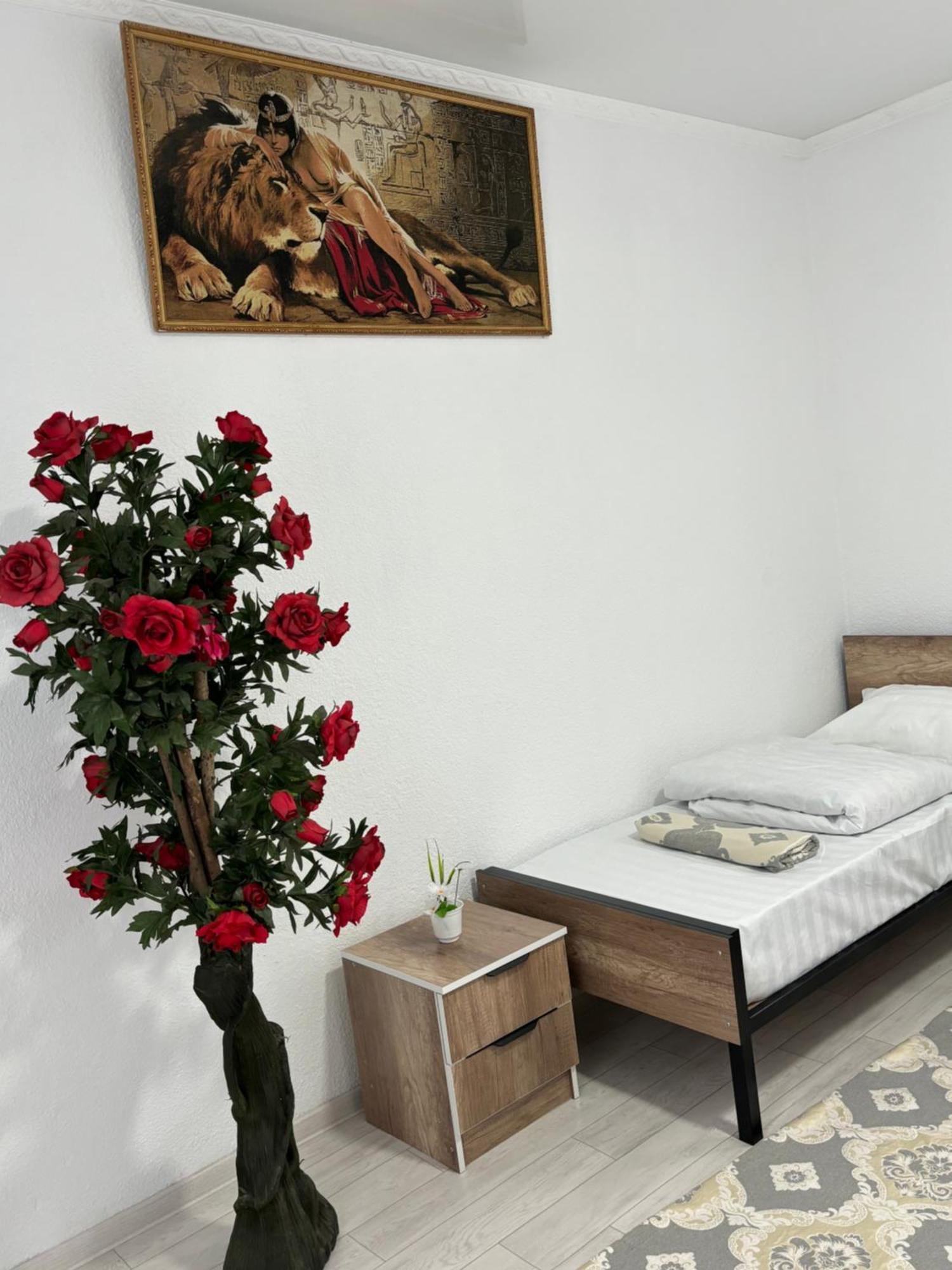 Hostel,Halal Хостел,Халал Tokmok Exterior photo