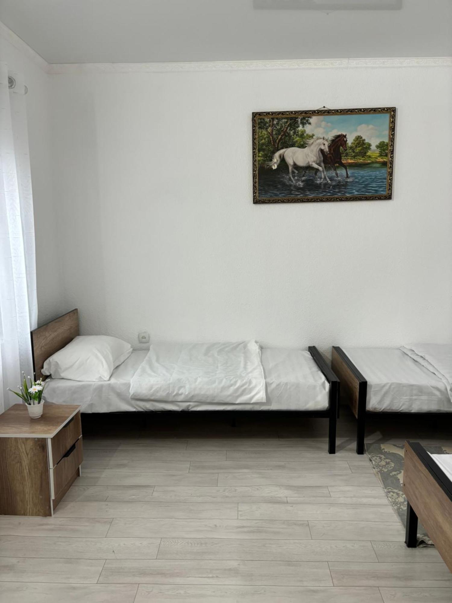 Hostel,Halal Хостел,Халал Tokmok Exterior photo