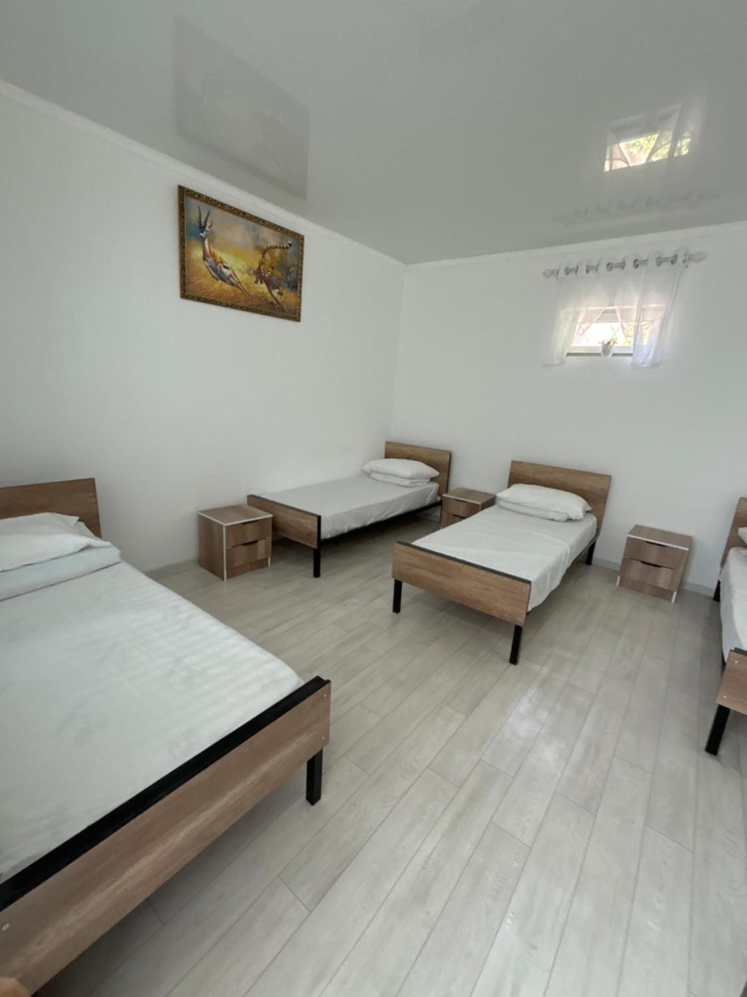 Hostel,Halal Хостел,Халал Tokmok Exterior photo