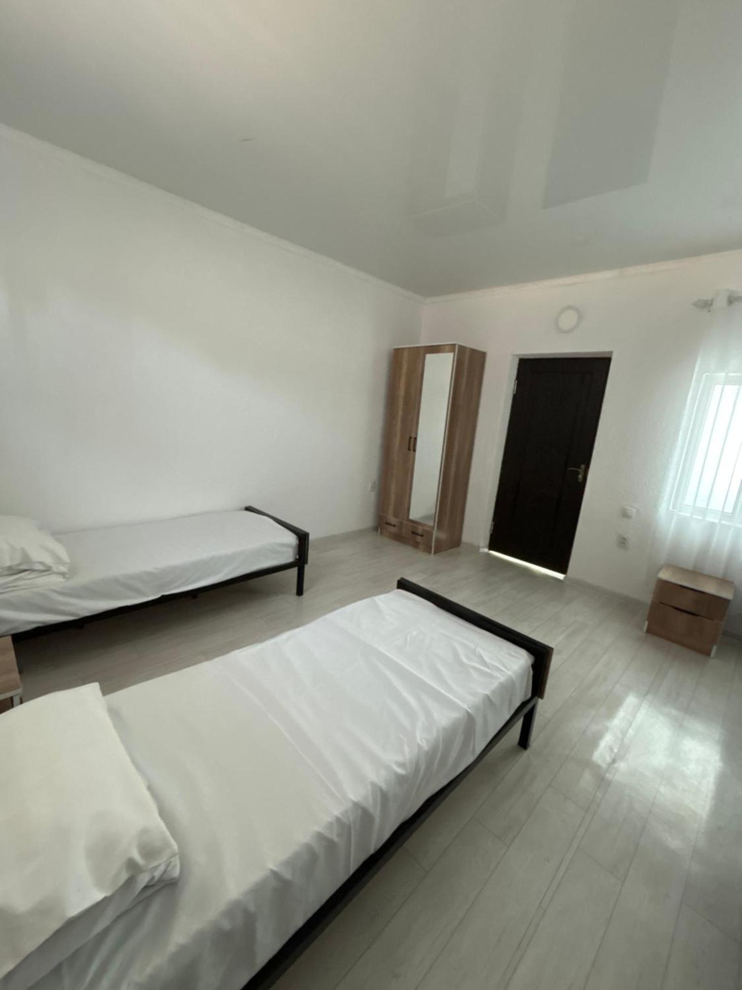Hostel,Halal Хостел,Халал Tokmok Exterior photo